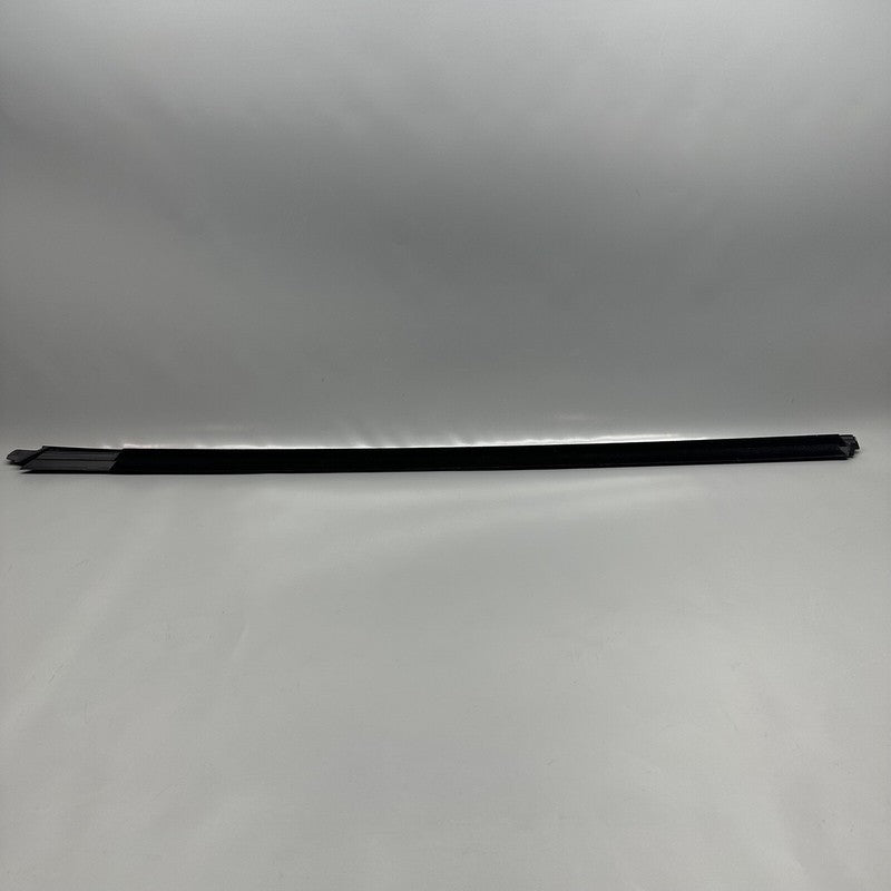 99153708601 PORSCHE 911 CAYMAN 718 DOOR MOLDING RIGHT FRONT 2017-2023 OEM 99153708601