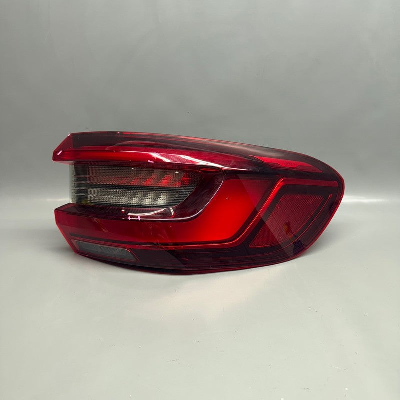 BMW X5 TAIL LIGHT RIGHT PASSENGER X5M 2019 2020 2021 2022 2023 OEM 374