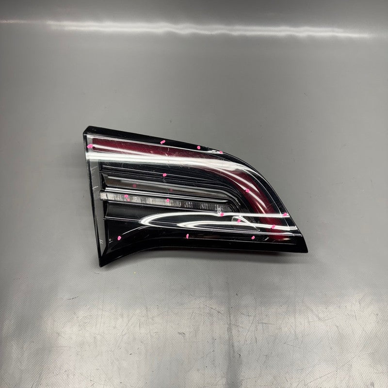 TESLA MODEL 3 Y TAIL LIGHT INNER LEFT DRIVER 2018 2019 2020 2021 2022 