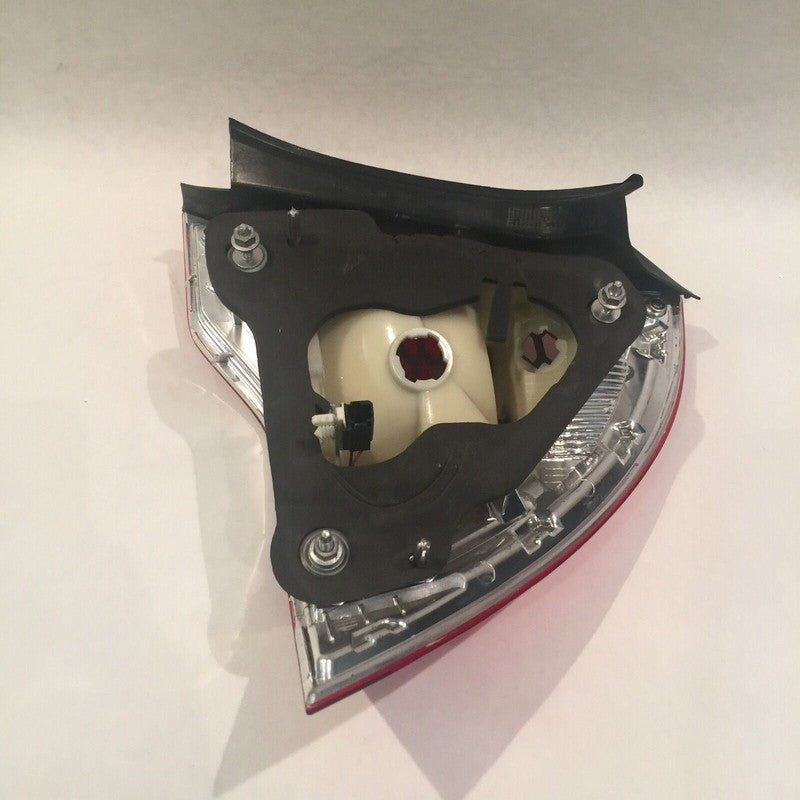 9E5Z-13405-A FORD FUSION LEFT SIDE TAIL LIGHT 2010 2011 2012 OEM 9E5Z-13405-A