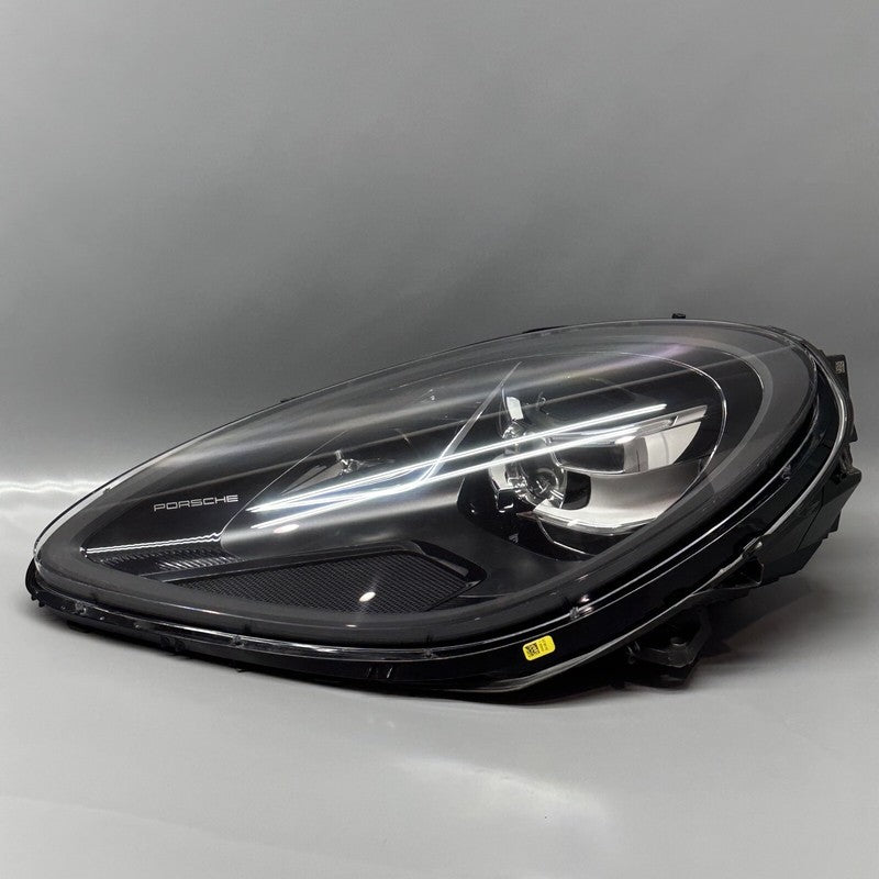 PORSCHE MACAN TURBO HEADLIGHT LEFT DRIVER FULL LED 95B941009BD 2019 20