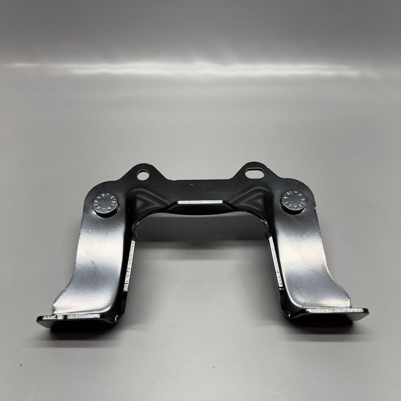 TESLA MODEL 3 REAR RIGHT RAIL GLOVE LOWER BRACKET 2017 2018 2019 2020 
