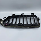 51137260490 BMW 335 GRILLE RIGHT SIDE F30 SEDAN SPORT 51137260490 OEM 2012 2013 2014 2015