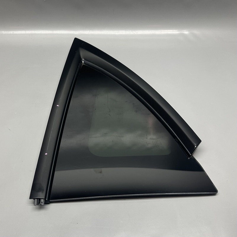 1495740-99-H TESLA MODEL Y QUARTER GLASS LEFT REAR 2020 2021 2022 2023 OEM 1495740-99-H