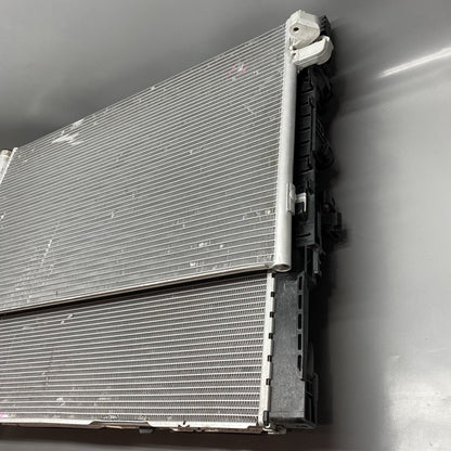 1742 7953398 BMW 850 RADIATOR M8 FAN CONDENSER 17427953398 2017 2018 2019 OEM
