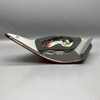 924013Q000 HYUNDAI SONATA TAIL LIGHT LEFT DRIVER 2011 2012 2013 2014 OEM 924013Q000