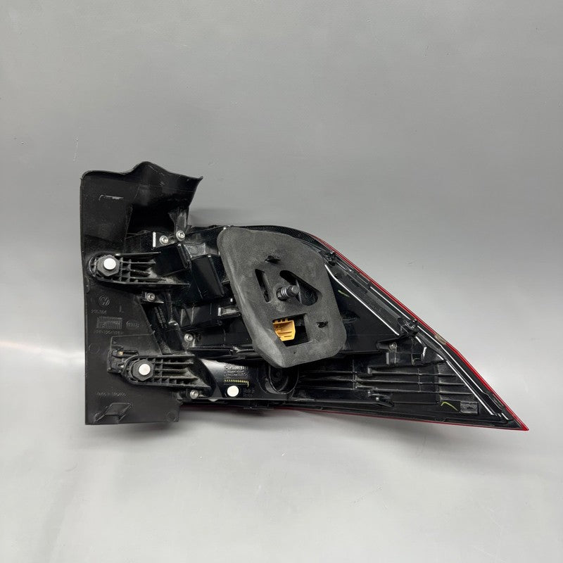 VOLKSWAGEN TIGUA TAIL LIGHT LEFT DRIVER 2018 2019 2020 OEM 5NN945095A