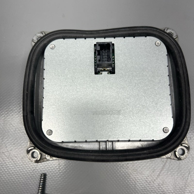 1470000151 CHRYSLER PACIFICA HEADLIGHT MODULE 2017 2018 2019 2020 OEM 1470000151