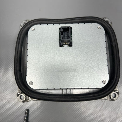 1470000151 CHRYSLER PACIFICA HEADLIGHT MODULE 2017 2018 2019 2020 OEM 1470000151