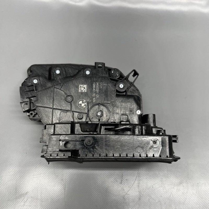 9492091 BMW X4 DOOR LOCK LATCH LEFT FRONT 2019 2020 2021 2022 2023 OEM 9492091