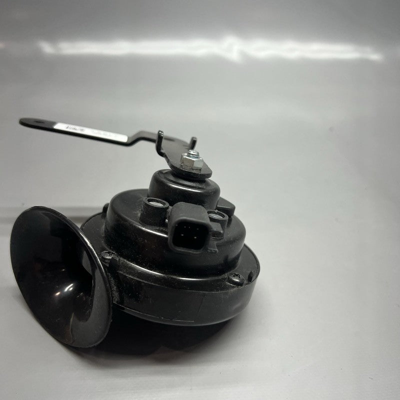 1486943-00-A TESLA MODEL 3 HORN RIGHT 2017 2018 2019 2020 OEM 1486943-00-A