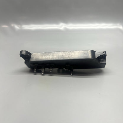 1786322-00-B TESLA MODEL Y SEAT SWITCH RIGHT FRONT 2025 1786322-00-B