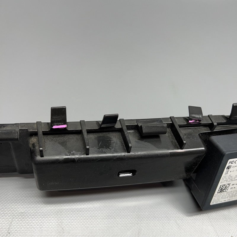 1083994-00-G TESLA MODEL 3 REAR BUMPER CENTER BRACKET 2017 18 19 20 21 22 2023 1083994-00-G