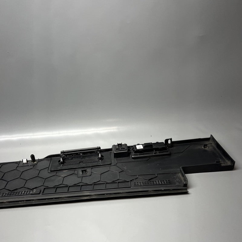 1741538-00-C TESLA CYBERTRUCK BEDSIDE SAIL APPLIQUE LEFT 2023 2024 OEM 1741538-00-C