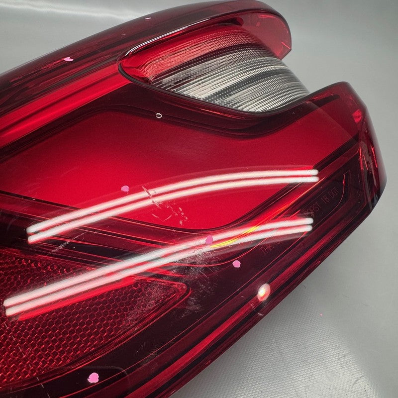 BMW X5 TAIL LIGHT LEFT DRIVER X5M 2019 2020 2021 2022 2023 OEM 3744226