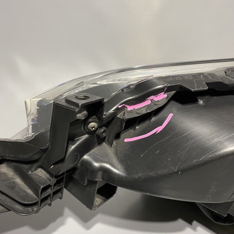 TOYOTA COROLLA HEADLIGHT RIGHT PASSENGER HALOGEN 2017 2018 2019 OEM