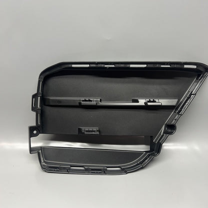 95B121334C PORSCHE MACAN FRONT BUMPER AIR DUCT RIGHT 2019 2020 2021 OEM 95B121334C