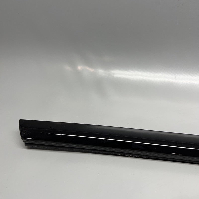 1600177 TESLA MODEL S OUTER BELT MOLDING RIGHT REAR 2021 22 2023 OEM 1600177