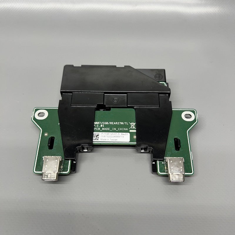 1546129-00-D TESLA MODEL Y CENTER CONSOLE REAR USB-C MODULE 2020 2021 2022 2023 1546129-00-D