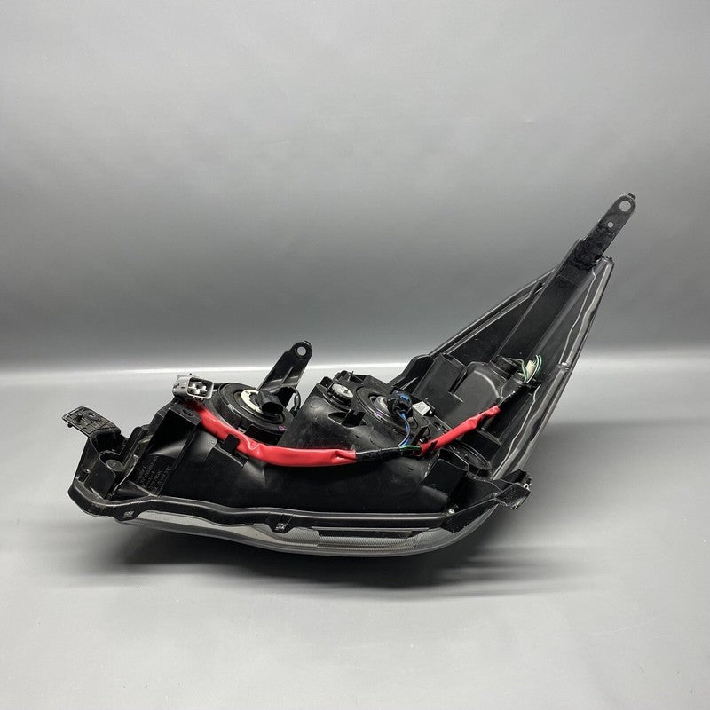 SUBARU FORESTER HEADLIGHT RIGHT PASSENGER 2014 2015 2016 HALOGEN OEM