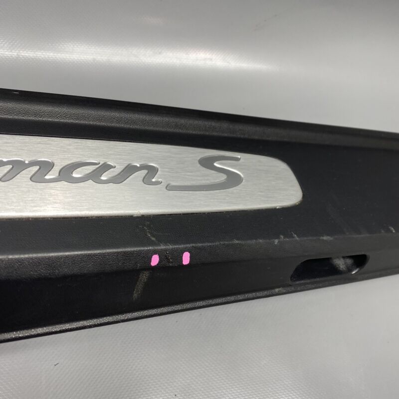 98150466702 PORSCHE CAYMAN S 981 DOOR SILL RIGHT FRONT 98150466702 2013 2014 2015 2016 OEM