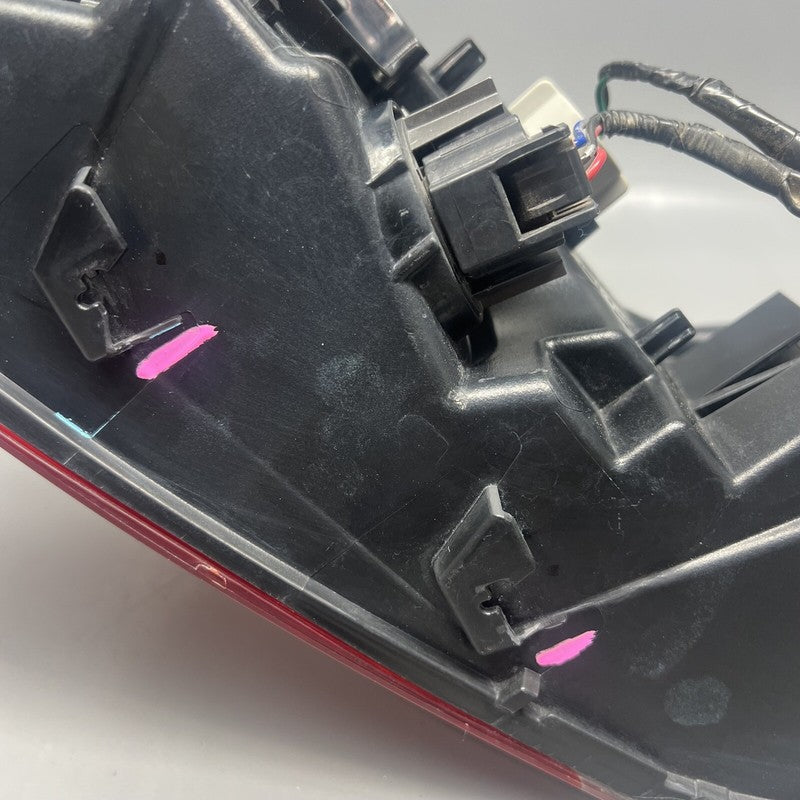 TOYOTA CAMRY TAIL LIGHT LEFT DRIVER 2018 2019 2020 OEM