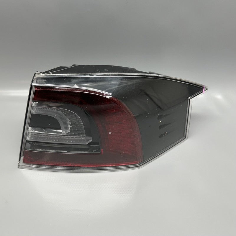 TESLA MODEL S TAIL LIGHT RIGHT PASSENGER 2016 2017 2018 2019 2020 DAMA