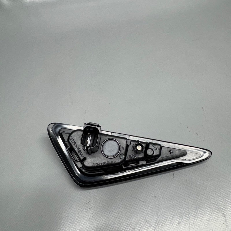 TESLA MODEL 3 Y FENDER CAMERA MARKER RIGHT 2018 2019 2020 2021 2022 20