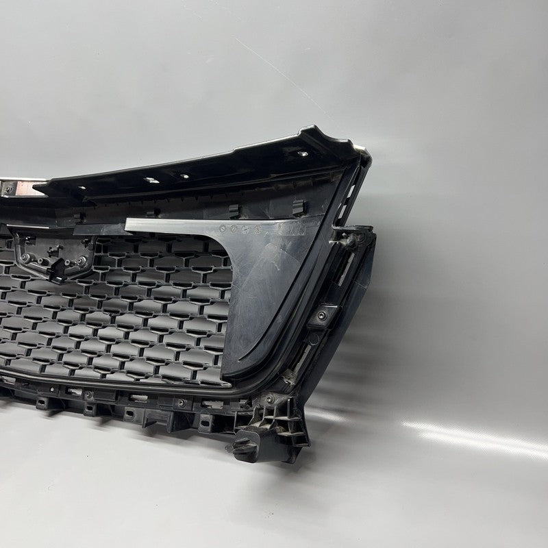 XT6 CADILLAC XT6 GRILLE UPPER 2020 2021 2022 2023 OEM 