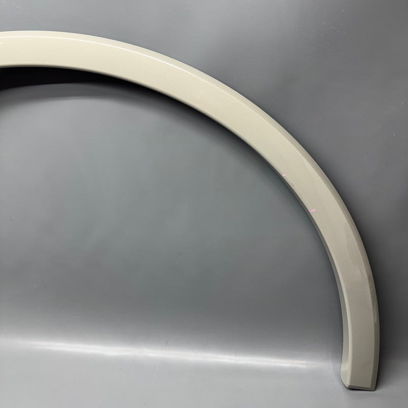 AUDI Q7 FENDER FLARE RIGHT FRONT 2020 2021 2022 2023 2024 OEM 4M085371