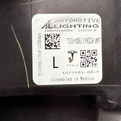 1077391-00-F TESLA MODEL 3 FOG LIGHT LEFT DRIVER 2017 18 19 20 21 22 2023 OEM 1077391-00-F