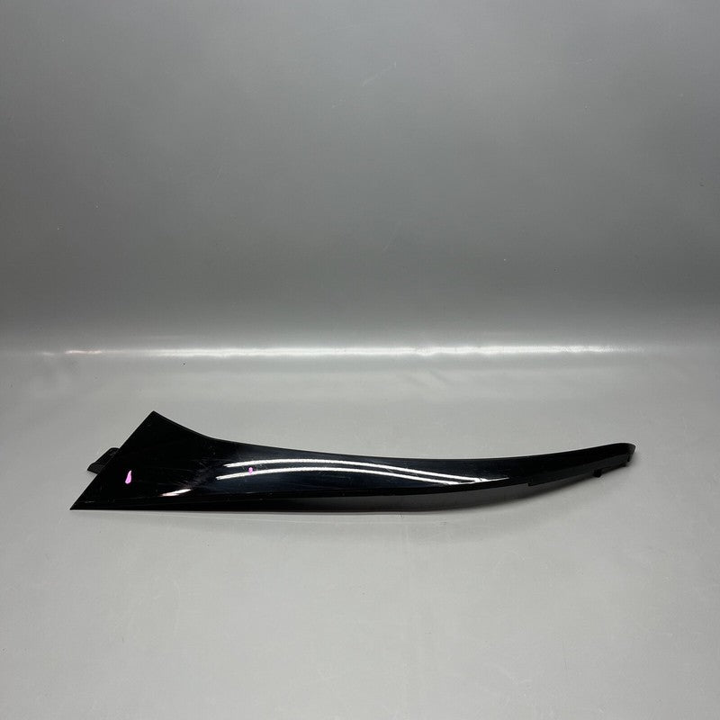 670111581 MASERATI LEVANTE TAILGATE BACKDOOR SPOILER LEFT 2017 18 19 2020 OEM 670111581