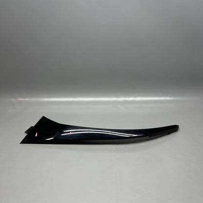 670111581 MASERATI LEVANTE TAILGATE BACKDOOR SPOILER LEFT 2017 18 19 2020 OEM 670111581