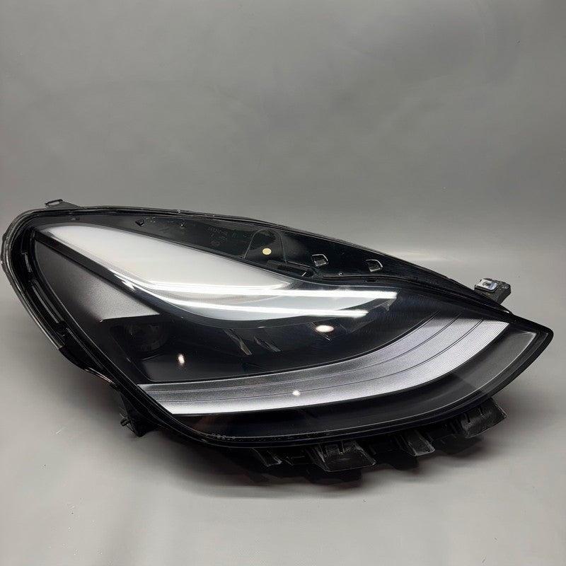 TESLA MODEL 3 Y HEADLIGHT RIGHT PASSENGER 2021 2022 2023 LED OEM 15149