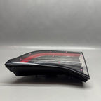 TESLA MODEL Y TAIL LIGHT RIGHT PASSENGER 2020 2021 2022 2023 2024 OEM
