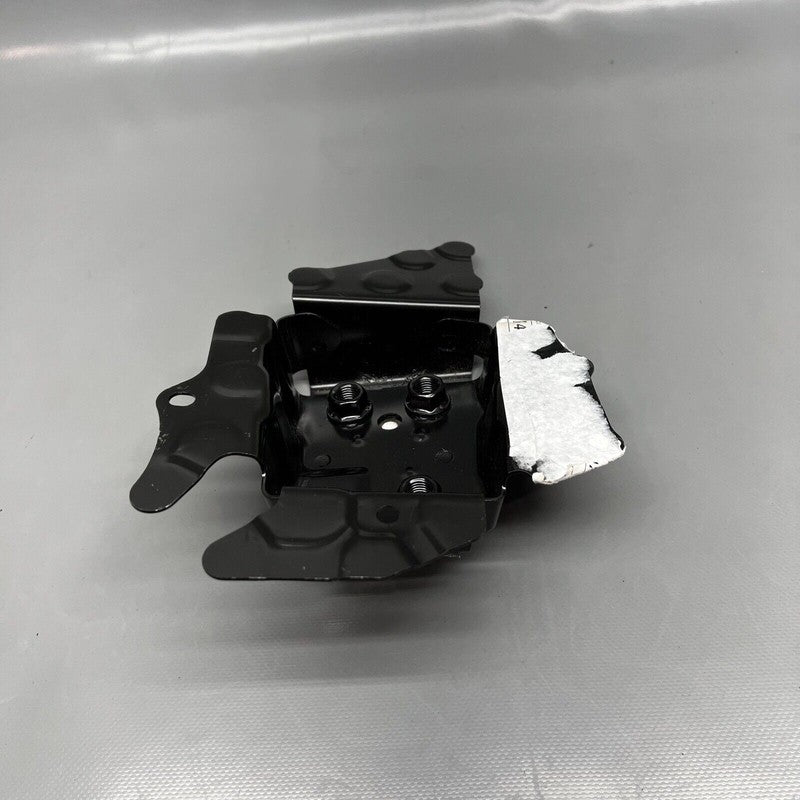 LEXUS ES350 BUMPER BRACKET LEFT REAR 2019 2020 2021 2022 OEM 58304-060