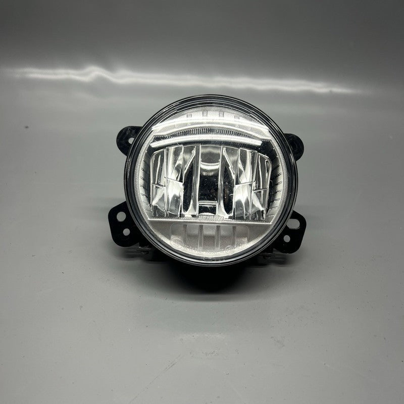 JEEP GLADIATOR FOG LIGHT LEFT DRIVER 2017 2018 2019 2020 2021 OEM 