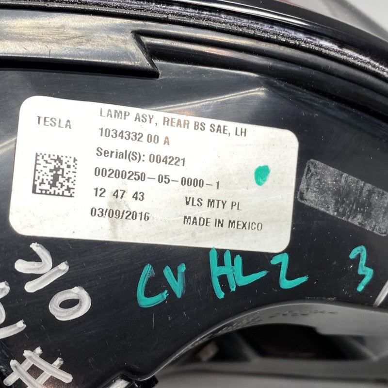 1034332-00-A TESLA MODEL X TAIL LIGHT LEFT DRIVER 1034332-00-A 2016 2017 2018 19 2020 LED OEM