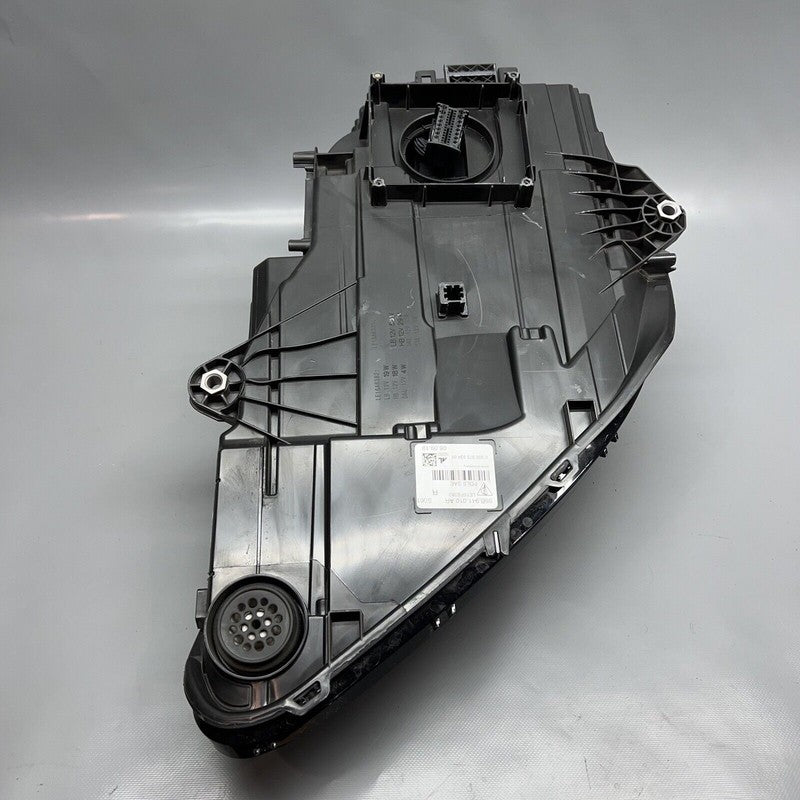 95B941010AR PORSCHE MACAN HEADLIGHT RIGHT PASSENGER 2019 2020 2021 FULL LED OEM 95B941010AR