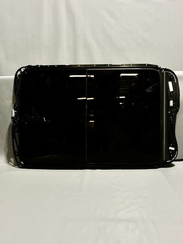 7P0877041C PORSCHE CAYENNE PANARAMIC SUNROOF SLIDING GLASS 2011 12 2013 2014 15 2016 2017