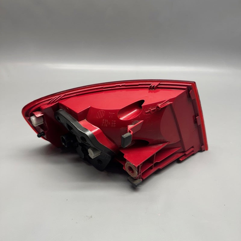 AUDI A4 TAIL LIGHT RIGHT PASSENGER 2009 2010 2011 2012 LED OEM