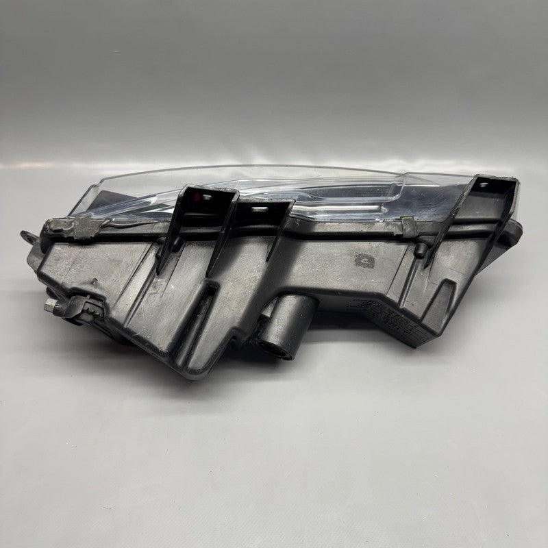 MODEL 3 TESLA MODEL 3 FOG LIGHT RIGHT PASSENGER 2017 2018 2019 2020 2021 2022 OEM
