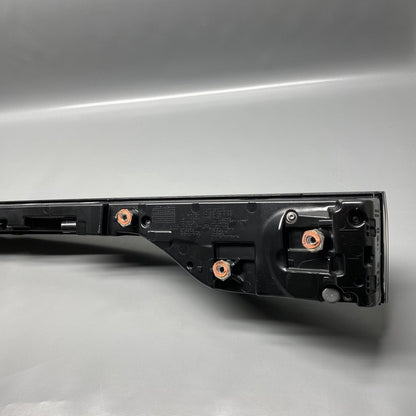 9Y0945081S PORSCHE CAYENNE REAR REFLECTOR PANEL 9Y0945081S 2019 2020 2021 2022 OEM 