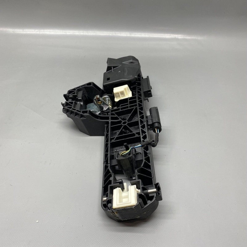 A2047602334 MERCEDES BENZ GLS450 HANDLE BASE LEFT A2047602334 2017 2018 2019 OEM