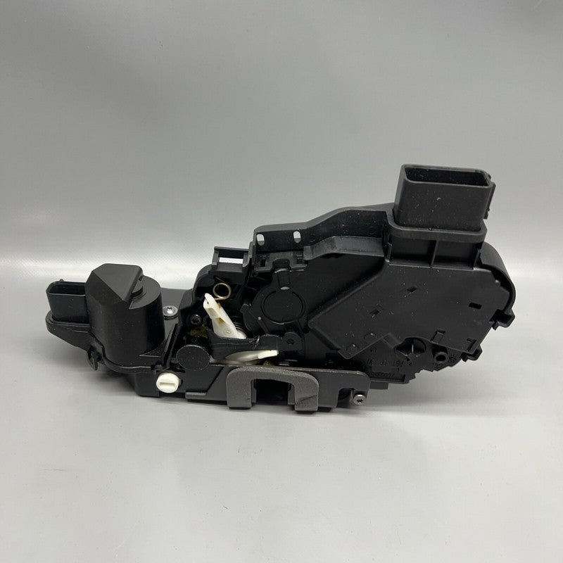 8X2A-26413-AD RANGE ROVER EVOQUE DOOR LOCK ACTUATOR LEFT REAR 2016 2017 2018 OEM