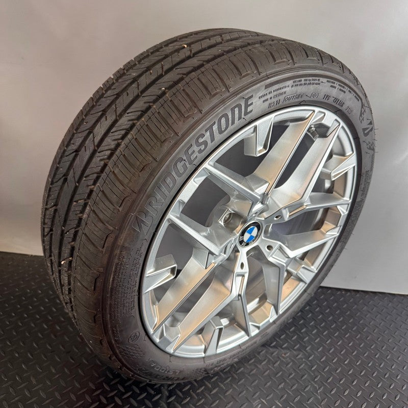 BMW 330i WHEEL RIM 18 INCH 2024 2025 OEM 5A7C687