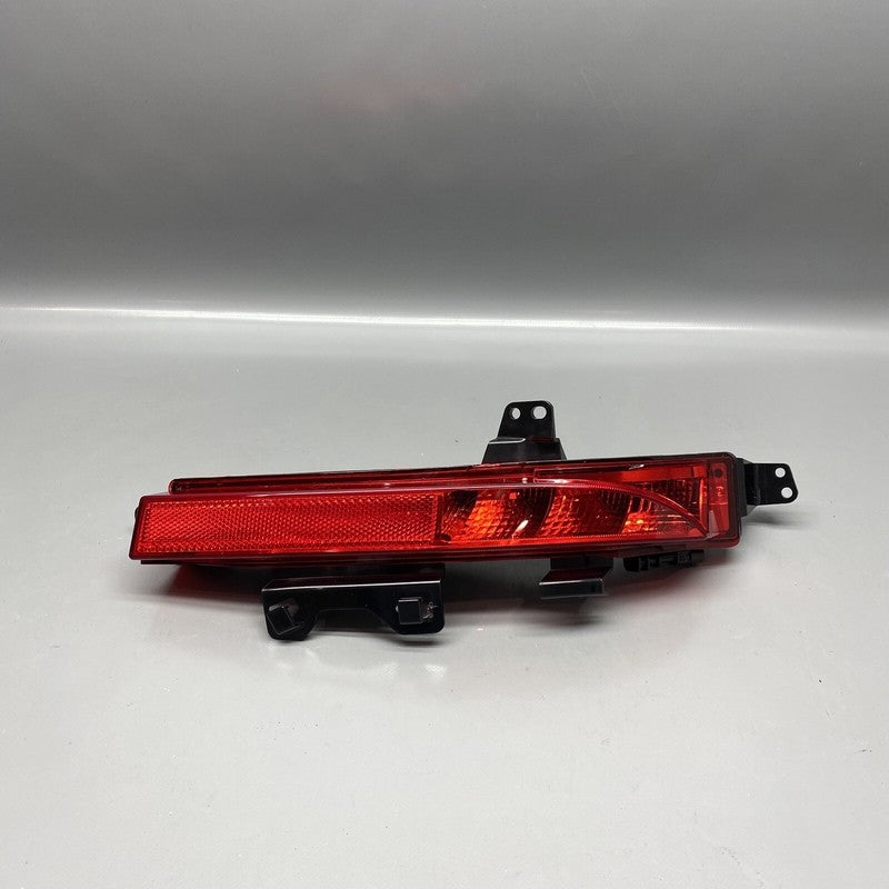 LR060910 LAND ROVER DISCOVERY SPORT TAIL LIGHT RIGHT LR060910 2015 2016 2017 2018 OEM