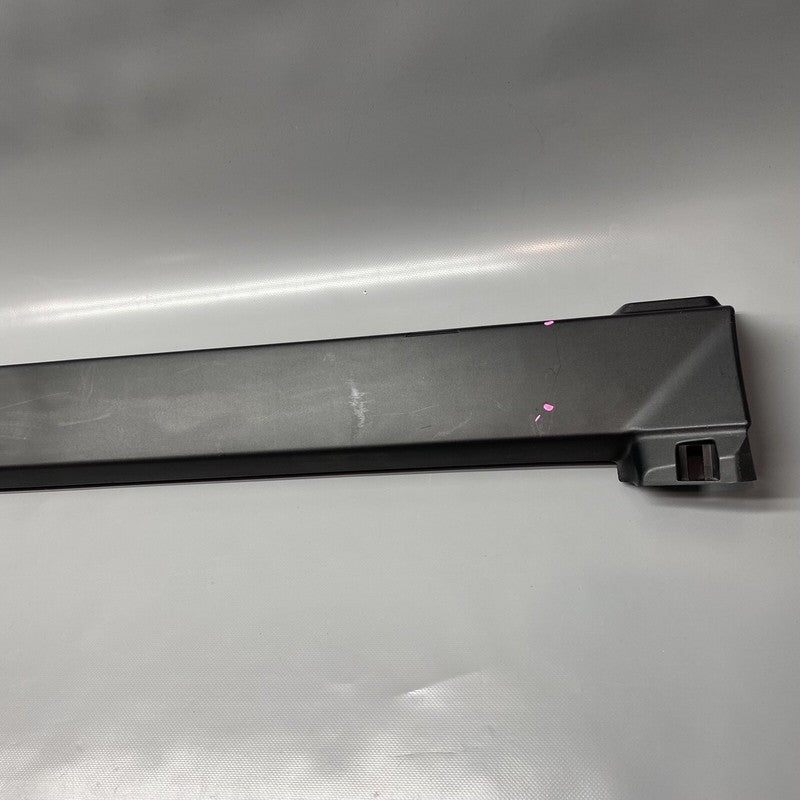 HK83-101D56-B JAGUAR F-PACE ROCKER MOLDING RIGHT HK83-101D56-B 2018 2019 OEM