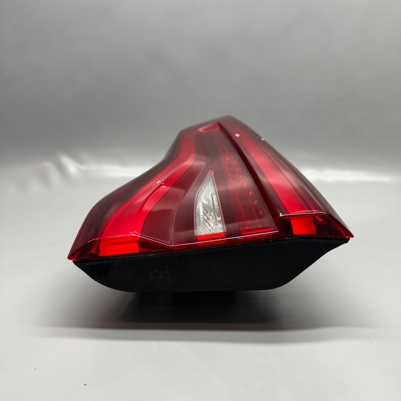 BMW X3M TAIL LIGHT INNER RIGHT PASSENGER 2018 2019 2020 2021 OEM 89853