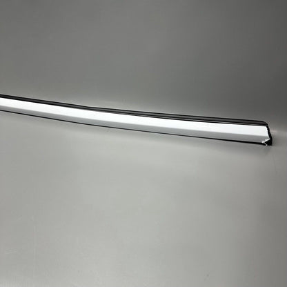 1080684-01-i TESLA MODEL 3 DOOR WINDOW MOLDING RIGHT FRONT 2017 18 19 20 21 2022 1080684-01-i